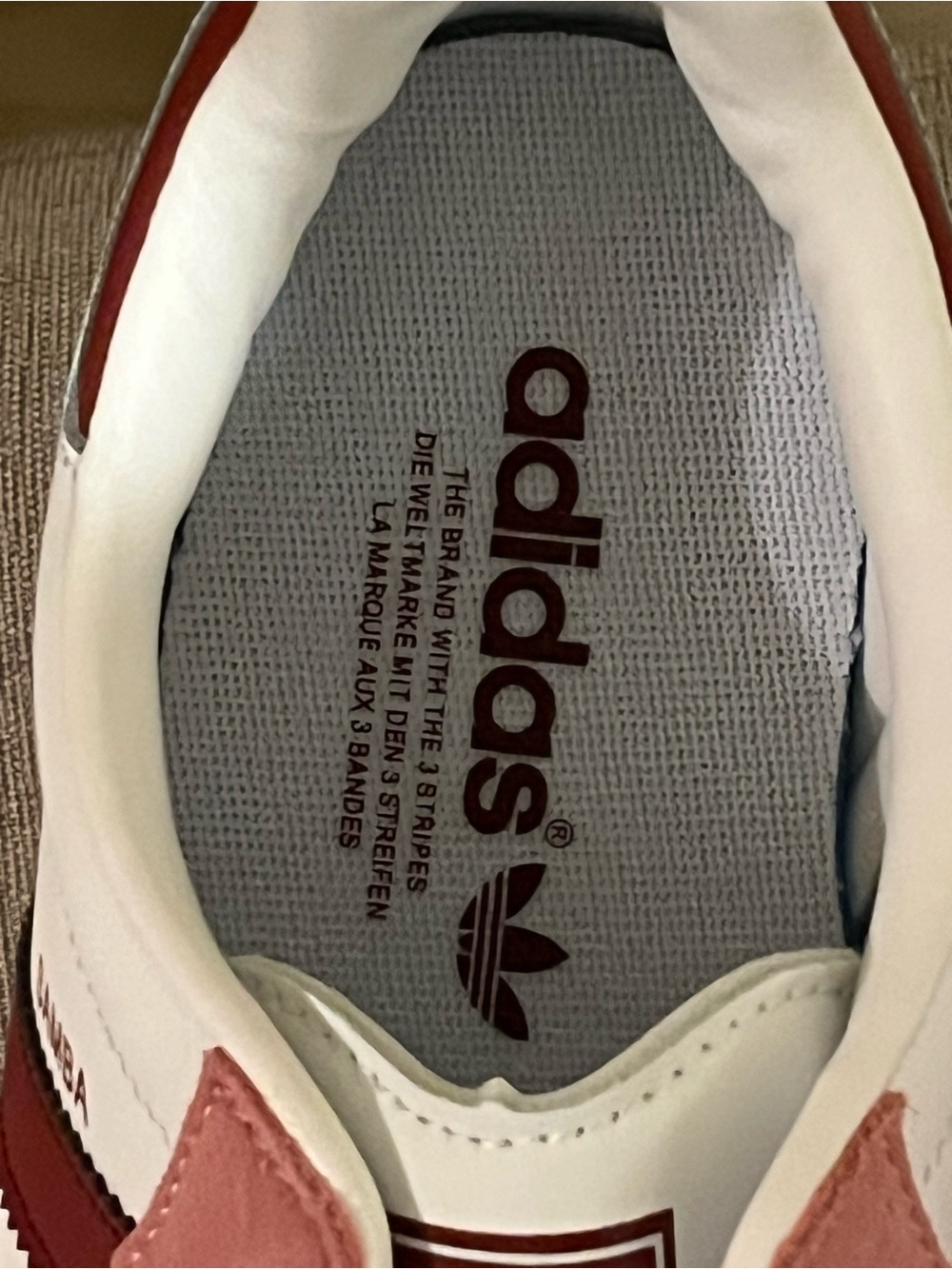 NWT Adidas Samba Low-Top Sneaks White, Pink & Burgundy Heart Detail, US 11/UK43 - Picture 4 of 6